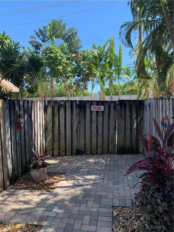 Fort Lauderdale, FL 33304,[StreetName,UnitNumber,StreetNumber,StreetDirPrefix]