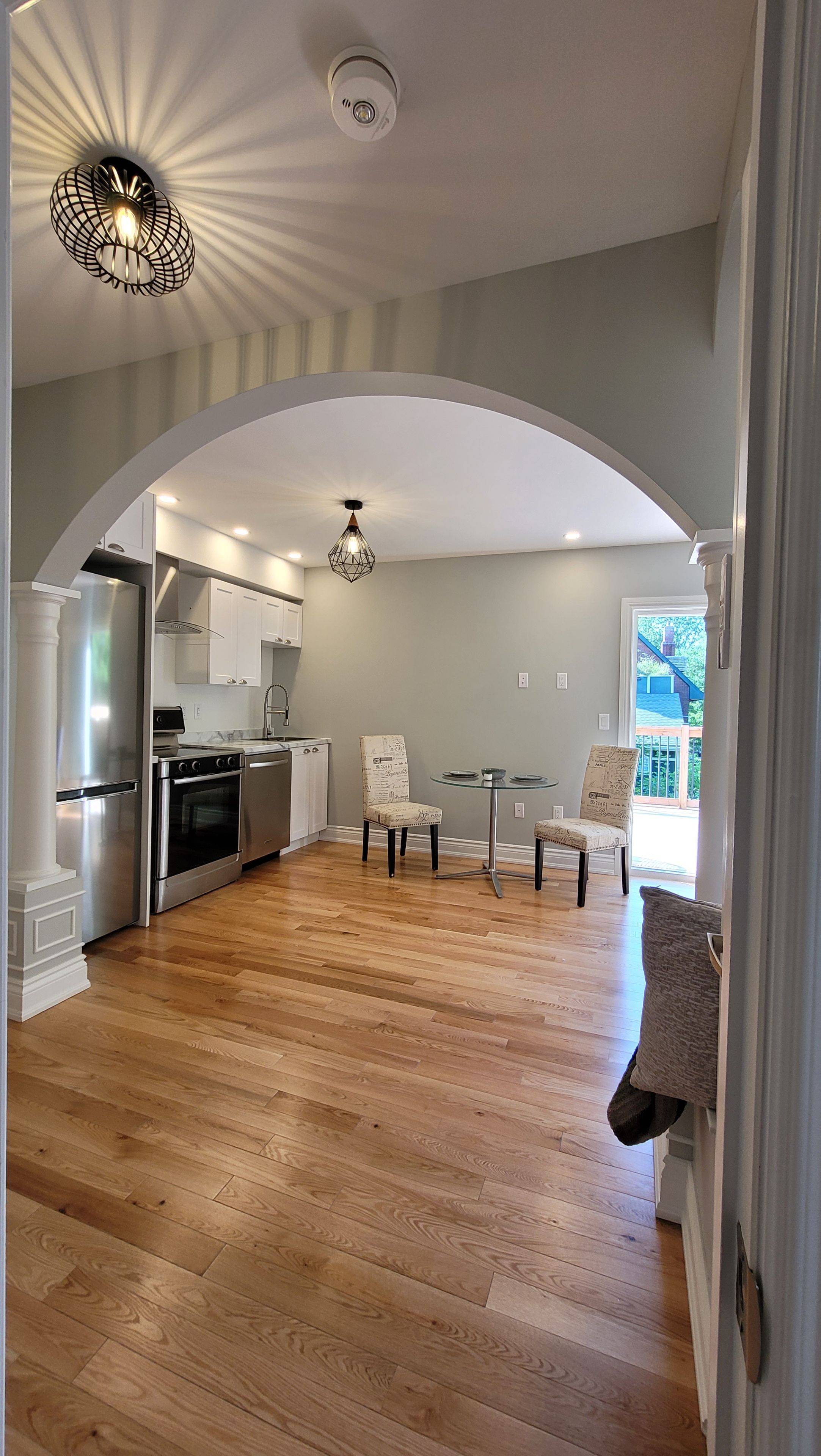 Ottawa Centre, ON K1R 5M4,157-159 James ST #304