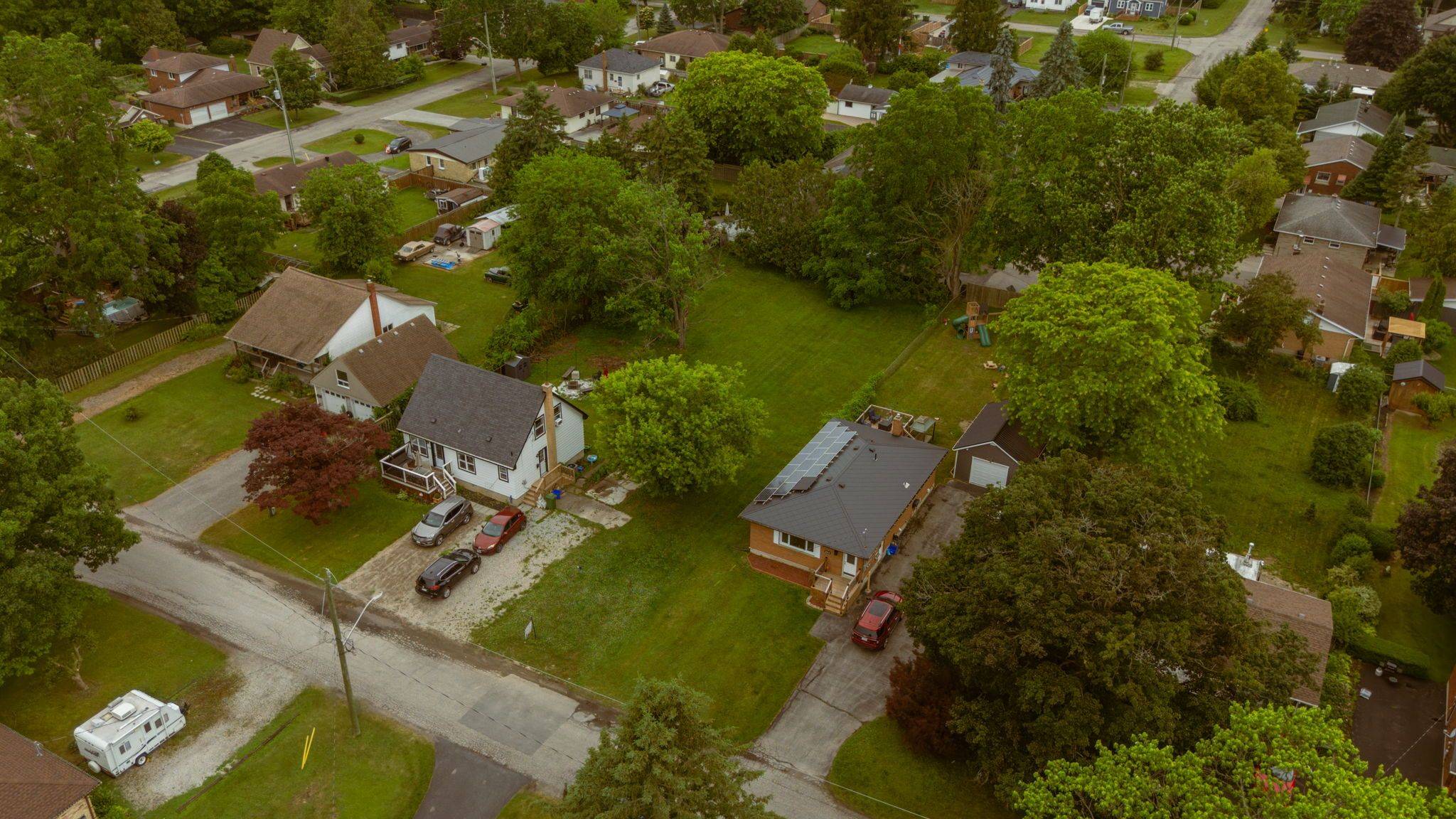 St. Thomas, ON N5P 3B8,242 Alma ST