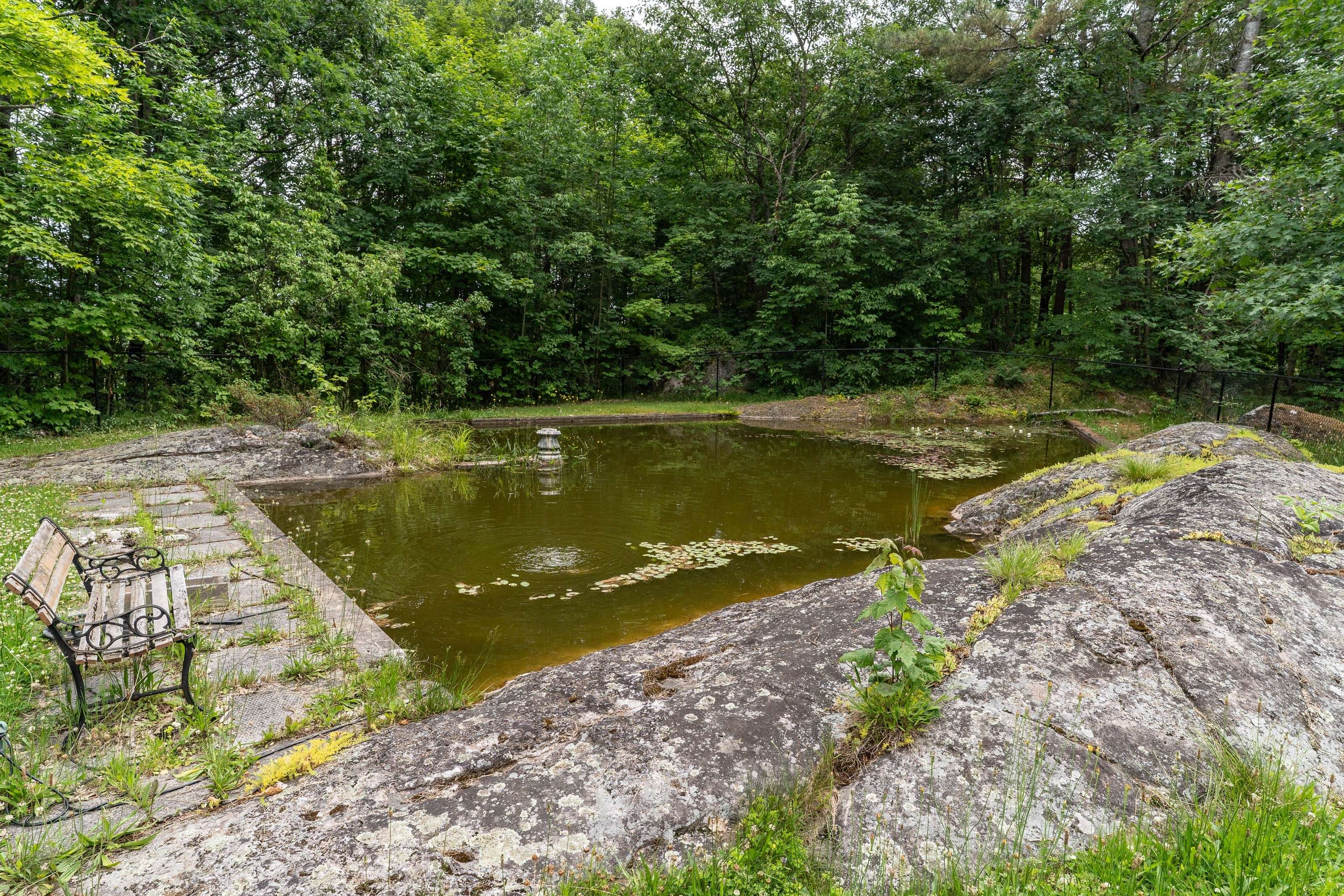 Gravenhurst, ON P1P 1R1,1030 Simpson RD