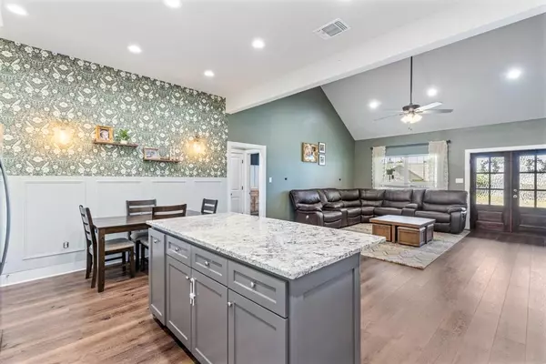 Whitesboro, TX 76273,109 Byrom Court