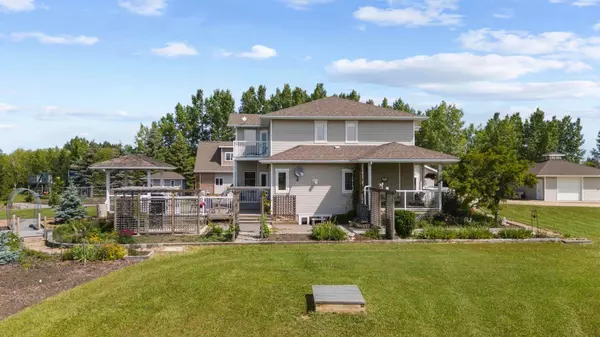 Rural Camrose County, AB T4V 2N1,47228 Range Road 200