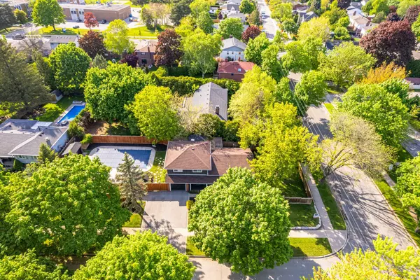 Burlington, ON L7N 2T1,608 Rosedale CRES