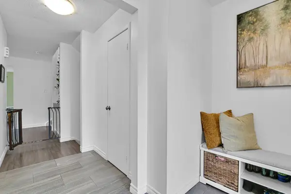 Tanglewood - Grenfell Glen - Pineglen, ON K2G 4J5,280 Dalehurst DR #G