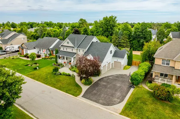 10 Beechgrove GDNS, Stittsville - Munster - Richmond, ON K2S 1W5