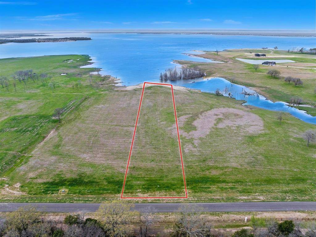Honey Grove, TX 75446,376 Shores Drive