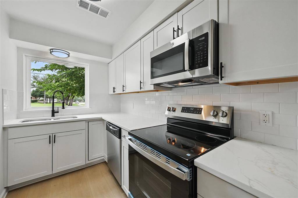 Grapevine, TX 76051,818 Wildwood Lane #822
