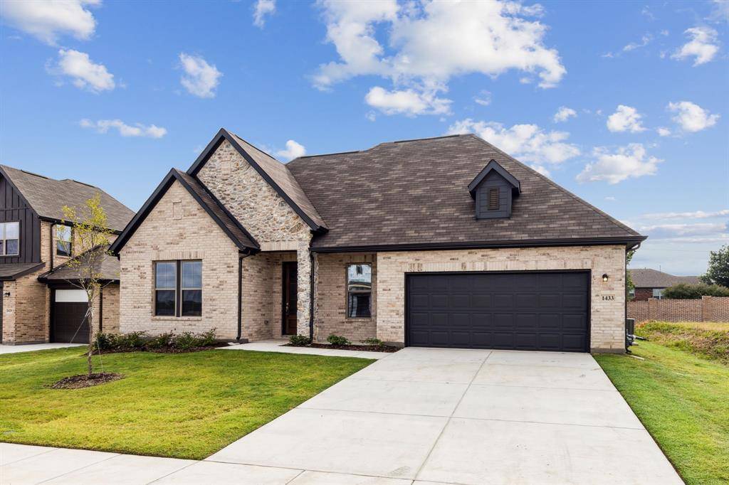 Van Alstyne, TX 75495,1422 Golden Meadow Drive