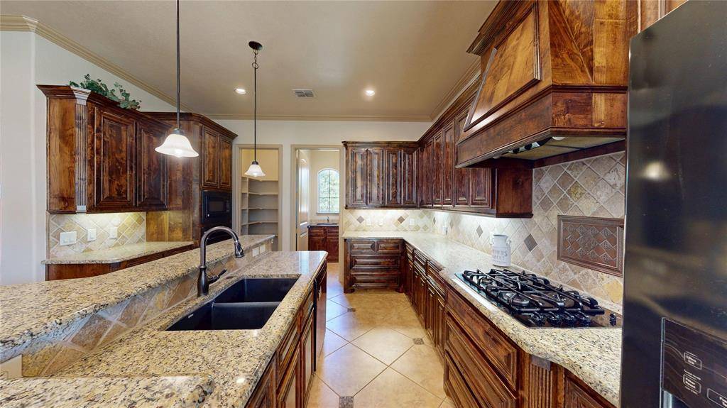 Wylie, TX 75098,308 Parke Hollow Drive