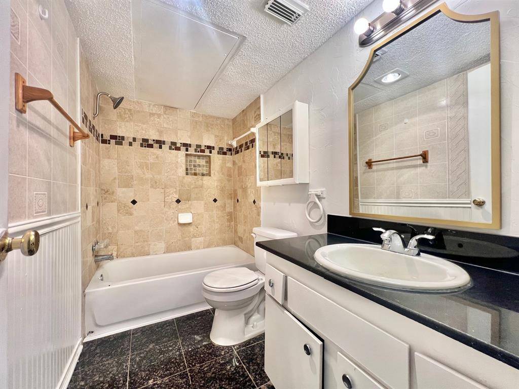 Carrollton, TX 75006,2639 Via Catalina