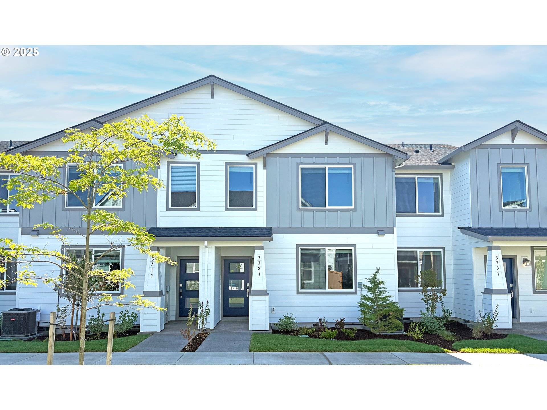 3323 SE EQUINOX LN, Hillsboro, OR 97123