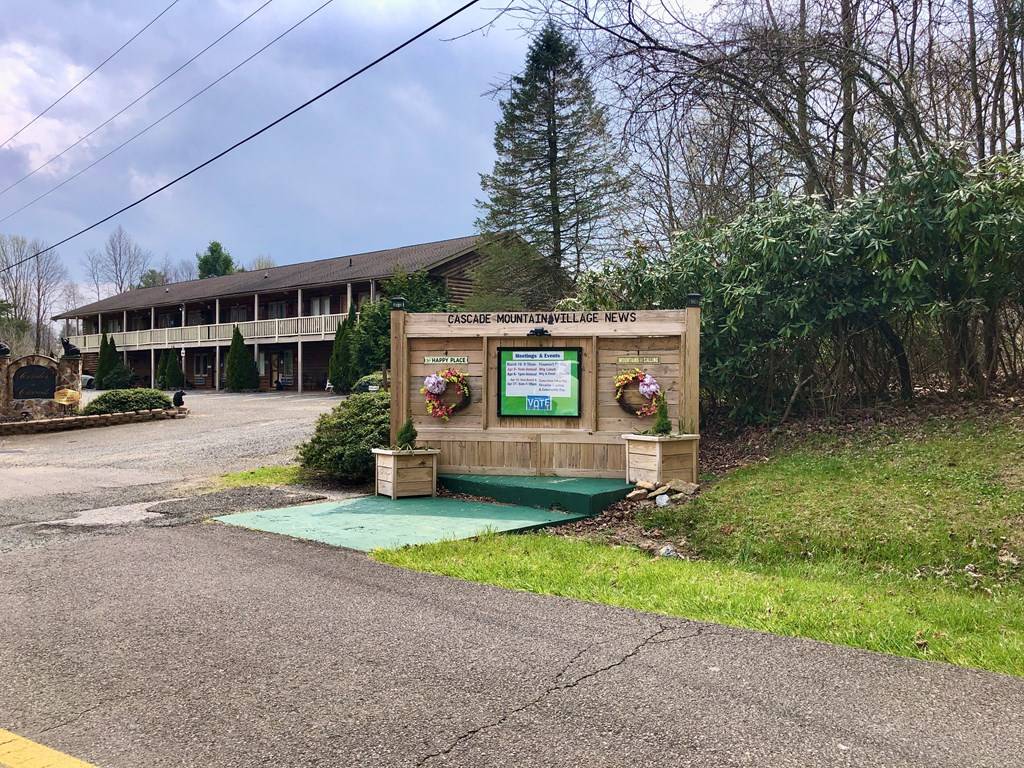 Fancy Gap, VA 24328,96 CASCADE TRAIL #23