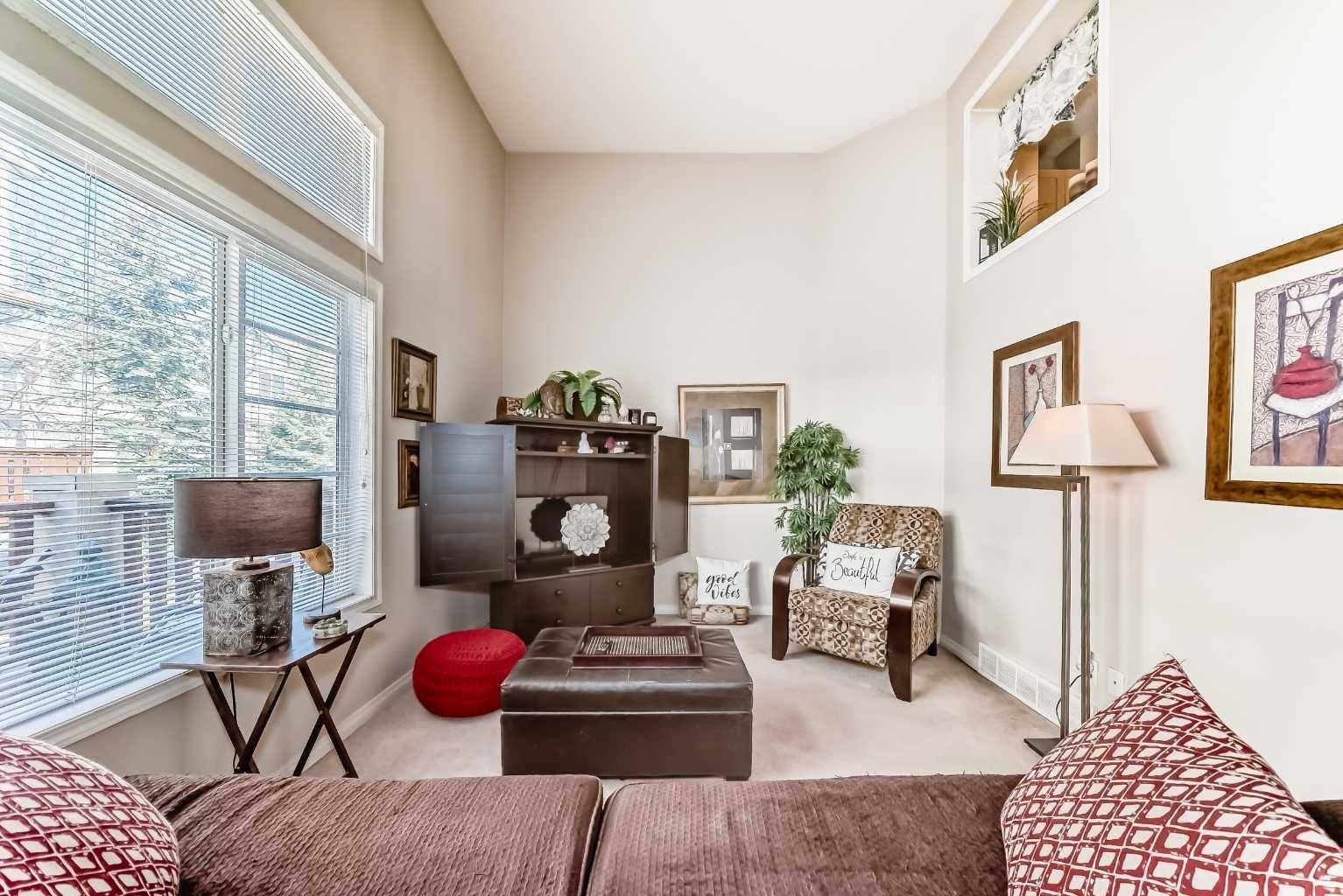 Calgary, AB T2Z 4T3,188 Copperfield LN SE