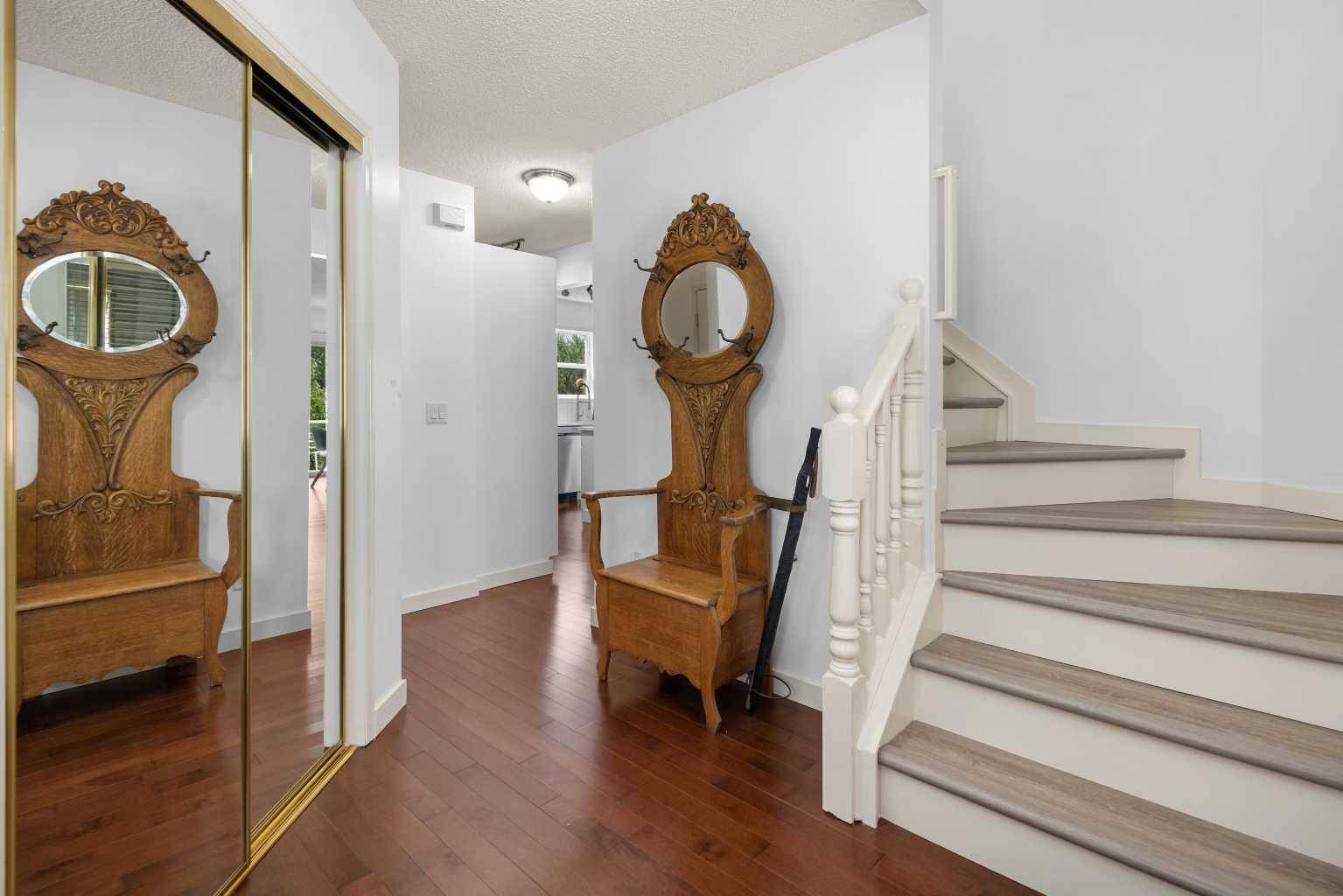 Calgary, AB T2Y 3R6,30 Bridlewood PARK SW