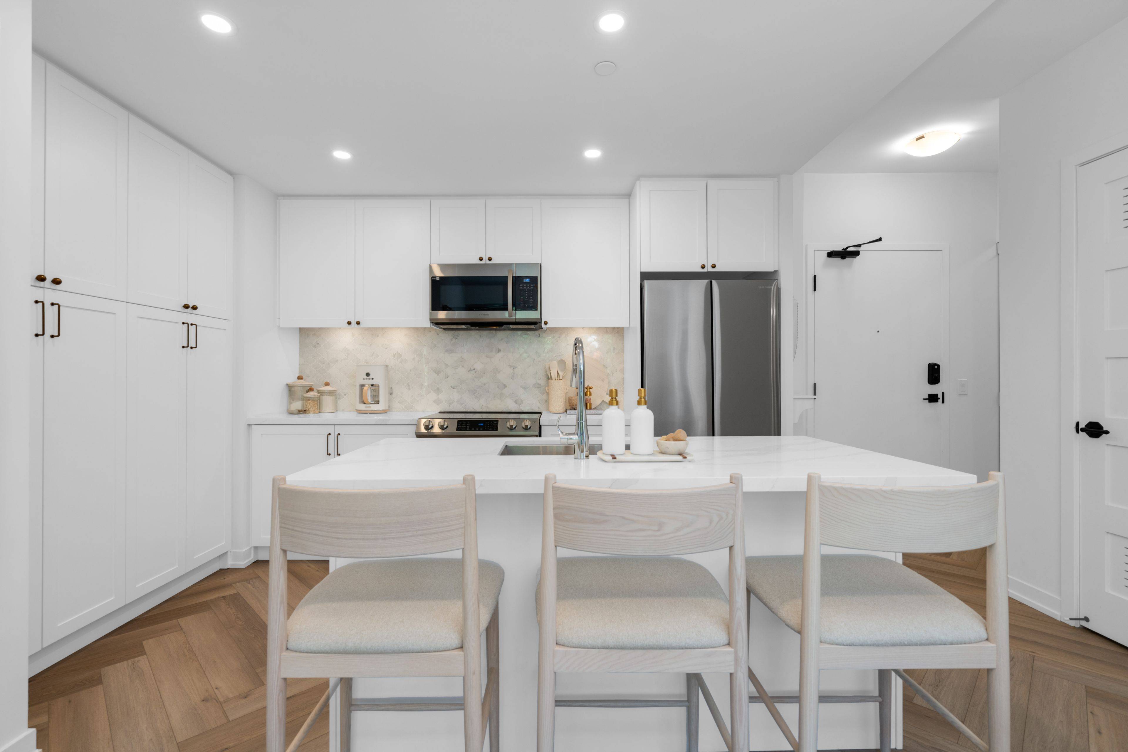 Innisfil, ON L9S 0R5,415 Sea Ray AVE #247