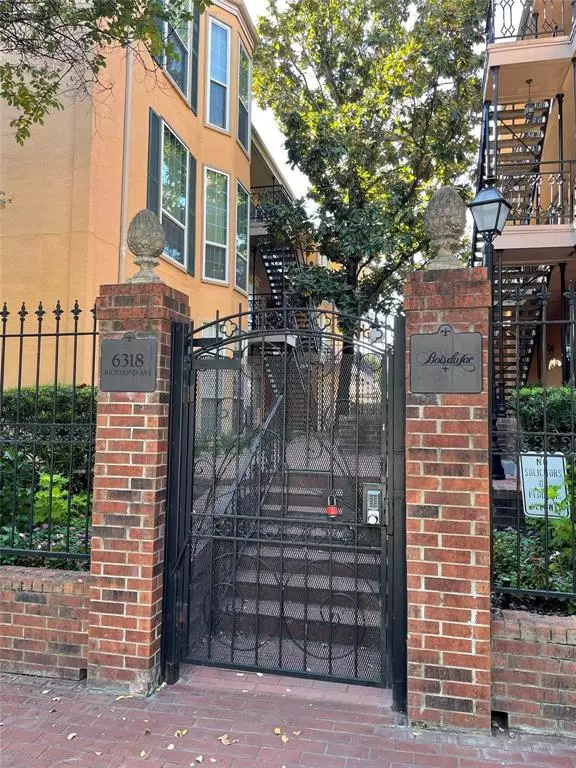 6318 Richmond Avenue #4202, Dallas, TX 75214