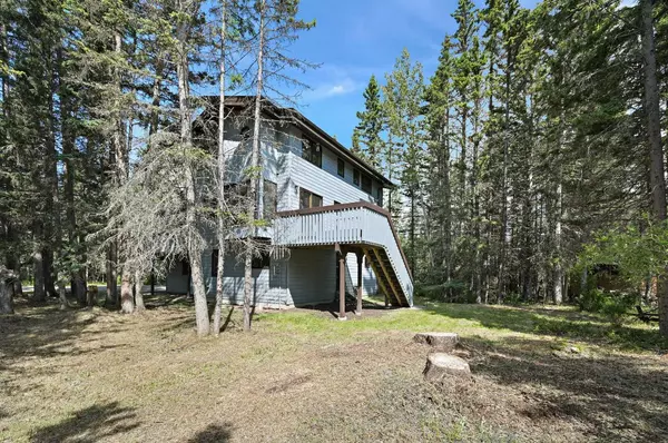 83 Redwood Meadows DR, Rural Rocky View County, AB T3Z 1A3