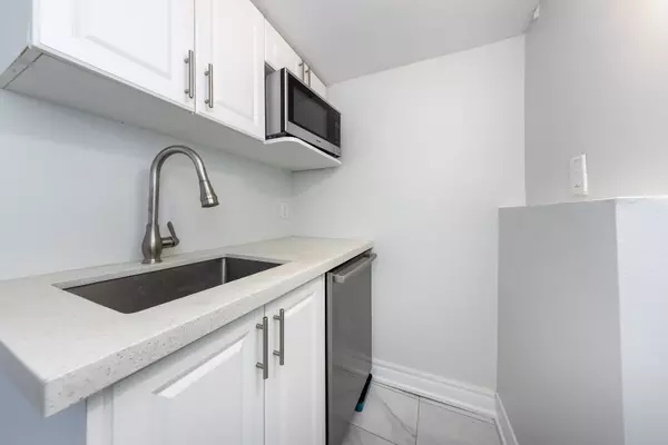 Toronto E03, ON M4K 3S7,792 Pape AVE #Lower