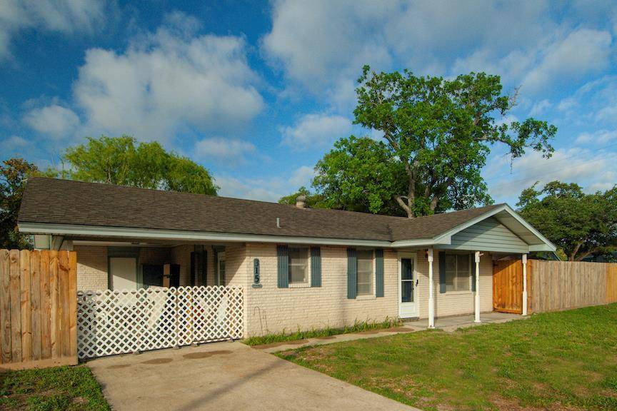 Aransas Pass, TX 78336,315 W Greenwood