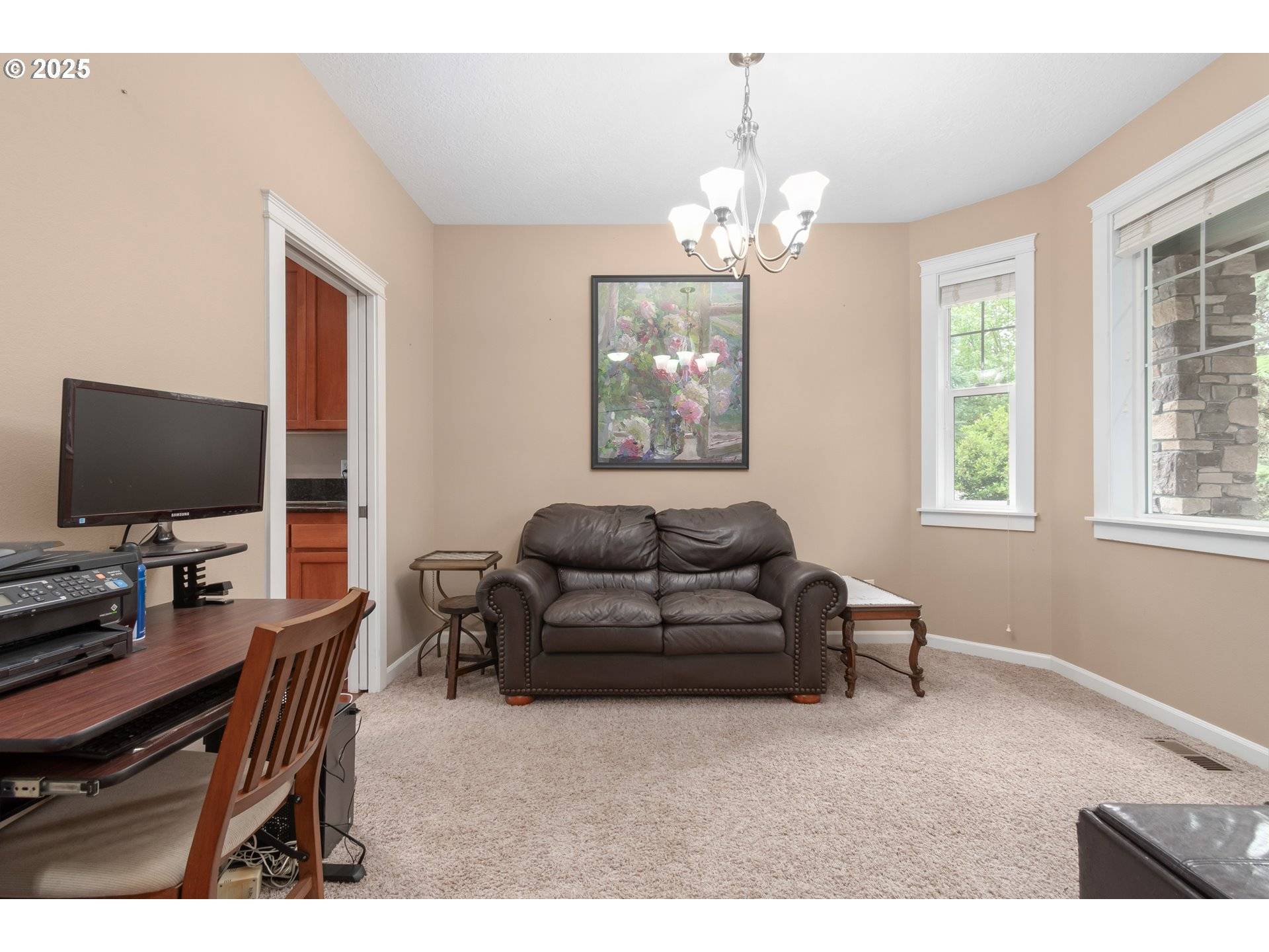 Carlton, OR 97111,437 N 8TH PL