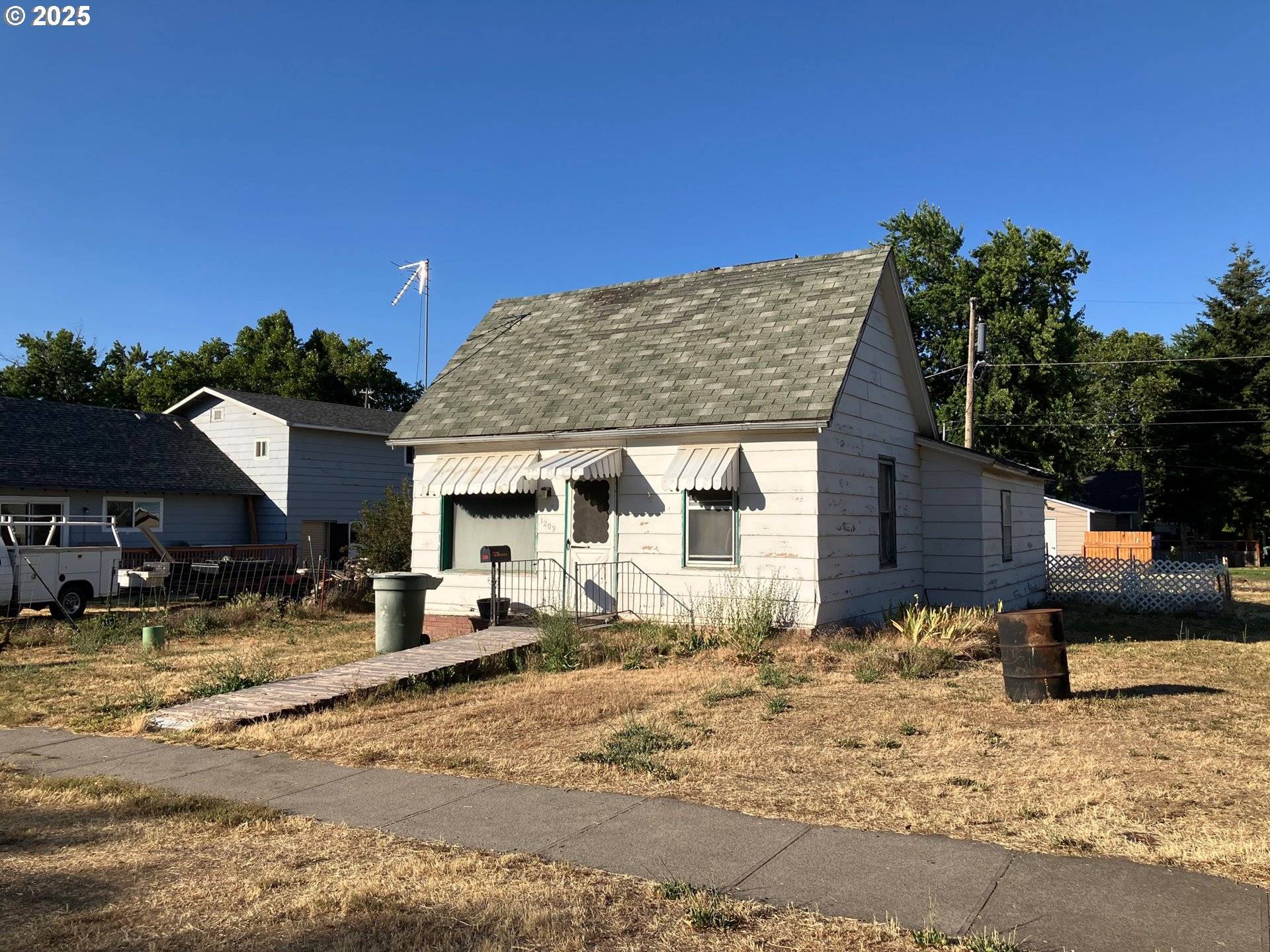 1209 CHESTNUT ST, Milton Freewater, OR 97862