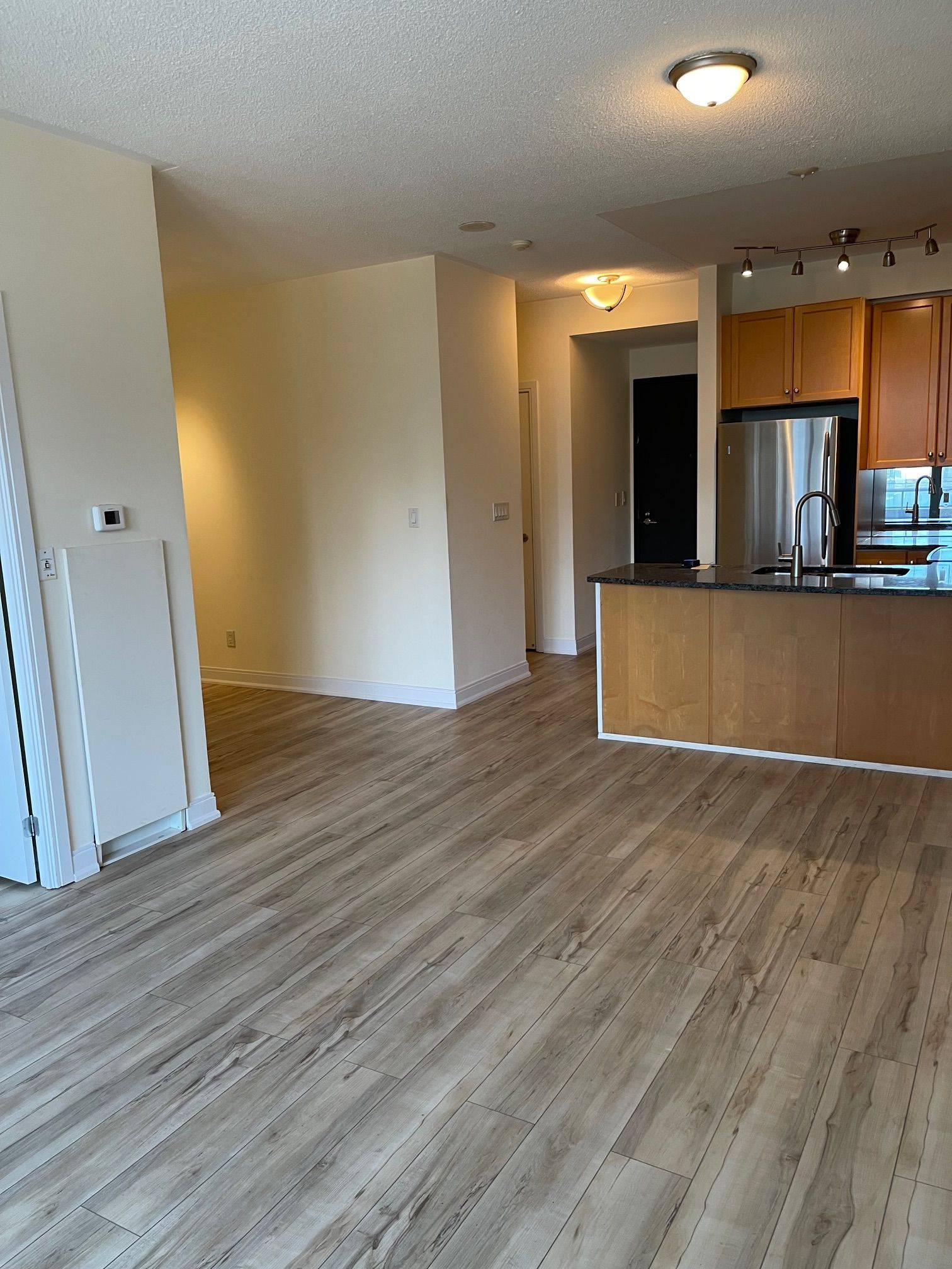 18 Yorkville AVE #1106, Toronto C02, ON M4W 3Y8