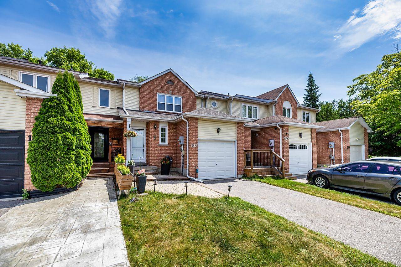 107 Galbraith CT, Clarington, ON L1C 4P7