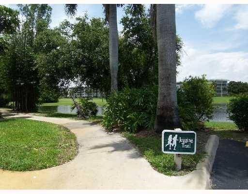 Pompano Beach, FL 33069,4201 W Mcnab Rd #13