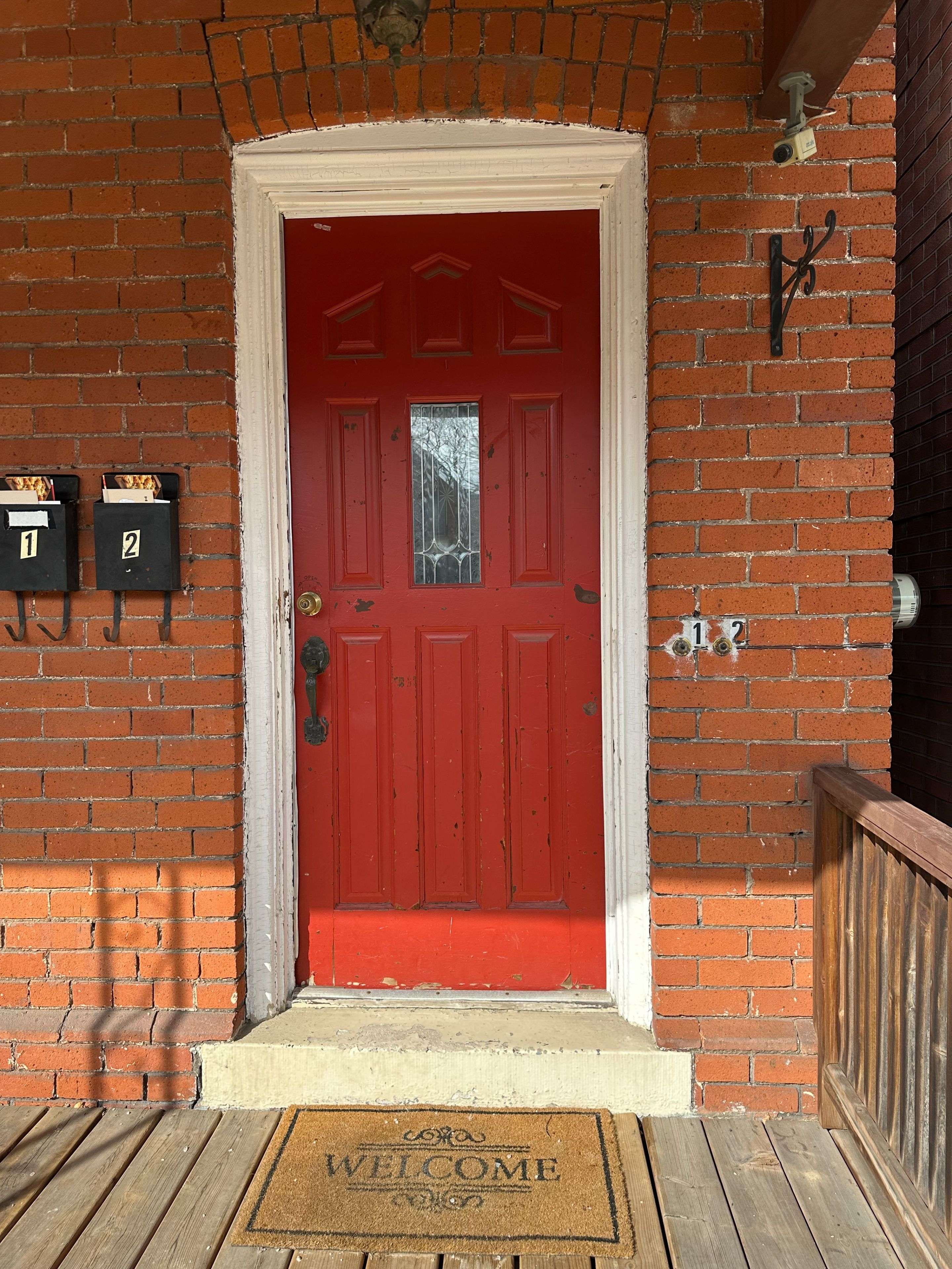 Hamilton, ON L8P 2J1,326 Herkimer ST