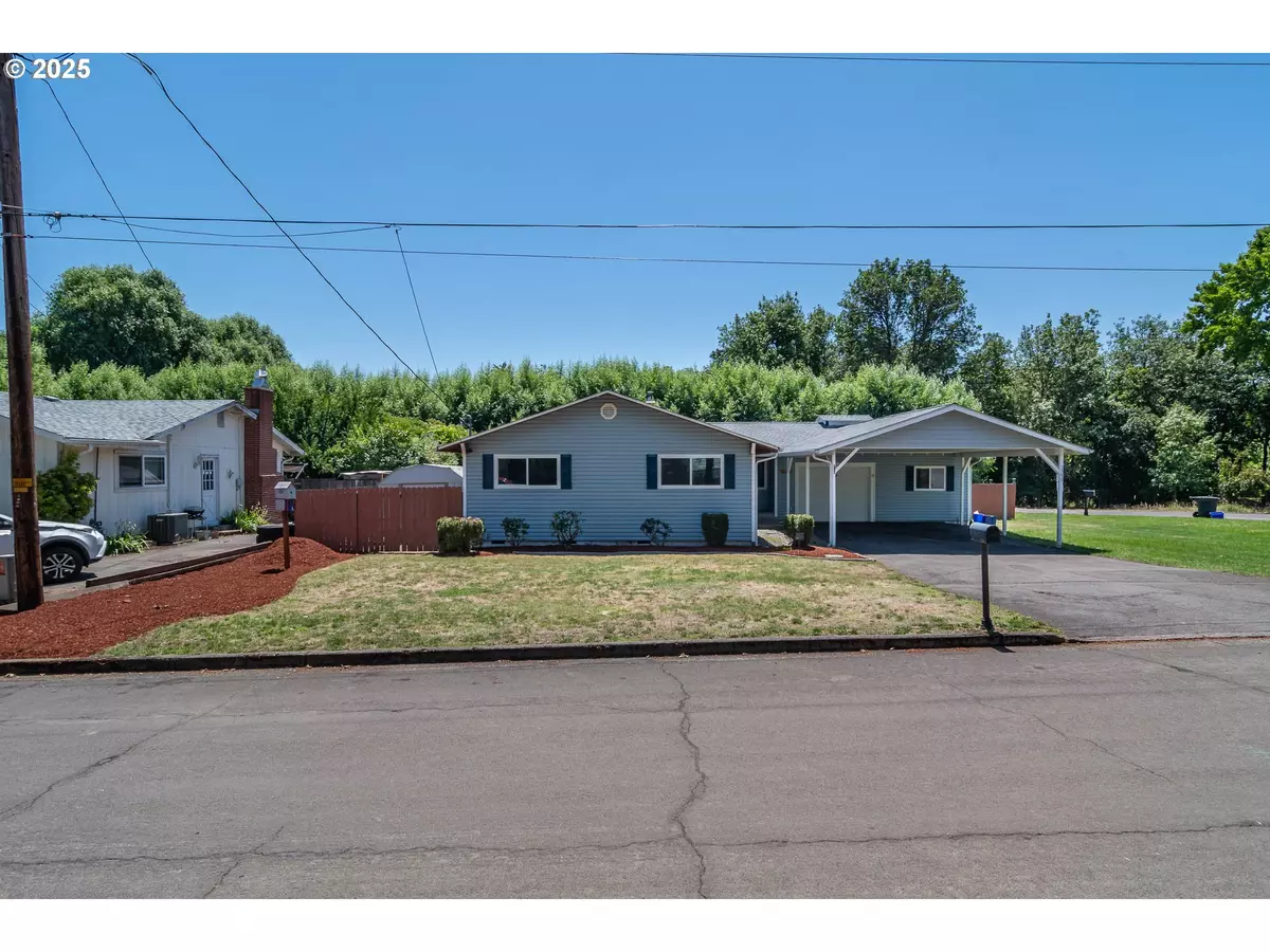 Roseburg, OR 97471,1595 NW MARTIN AVE