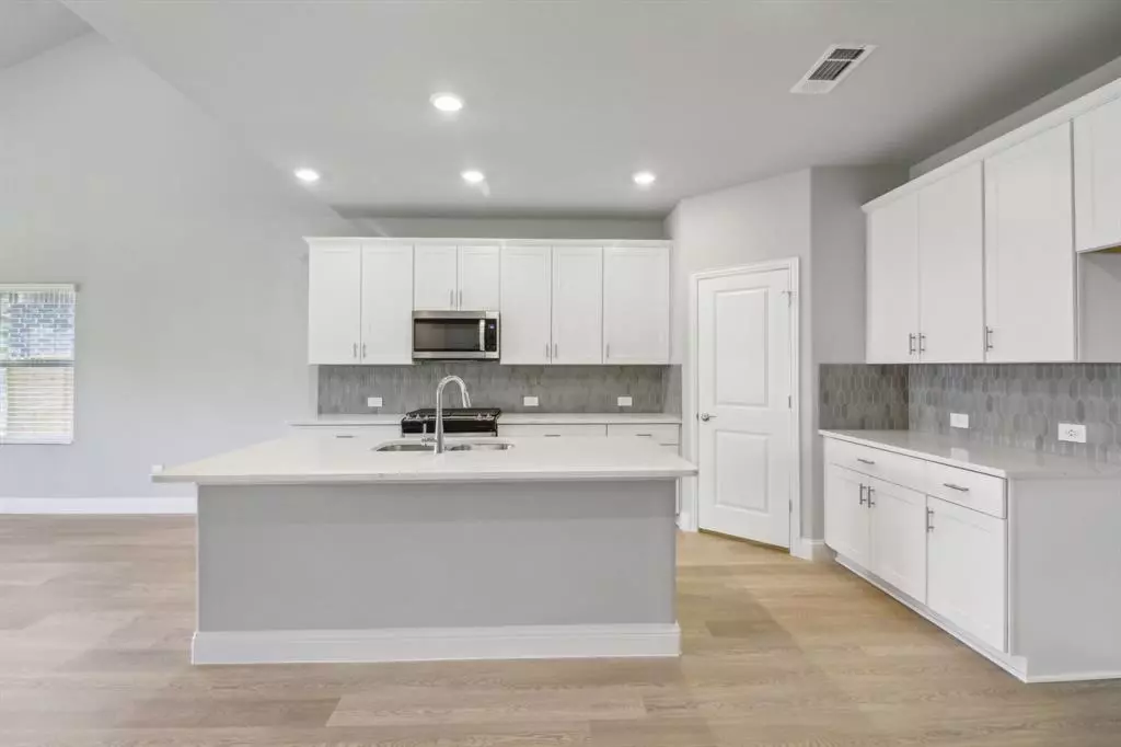 Farmersville, TX 75442,3409 Pat Mayse Drive