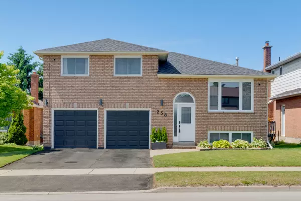 Orillia, ON L3V 7S5,258 COLLEGIATE DR