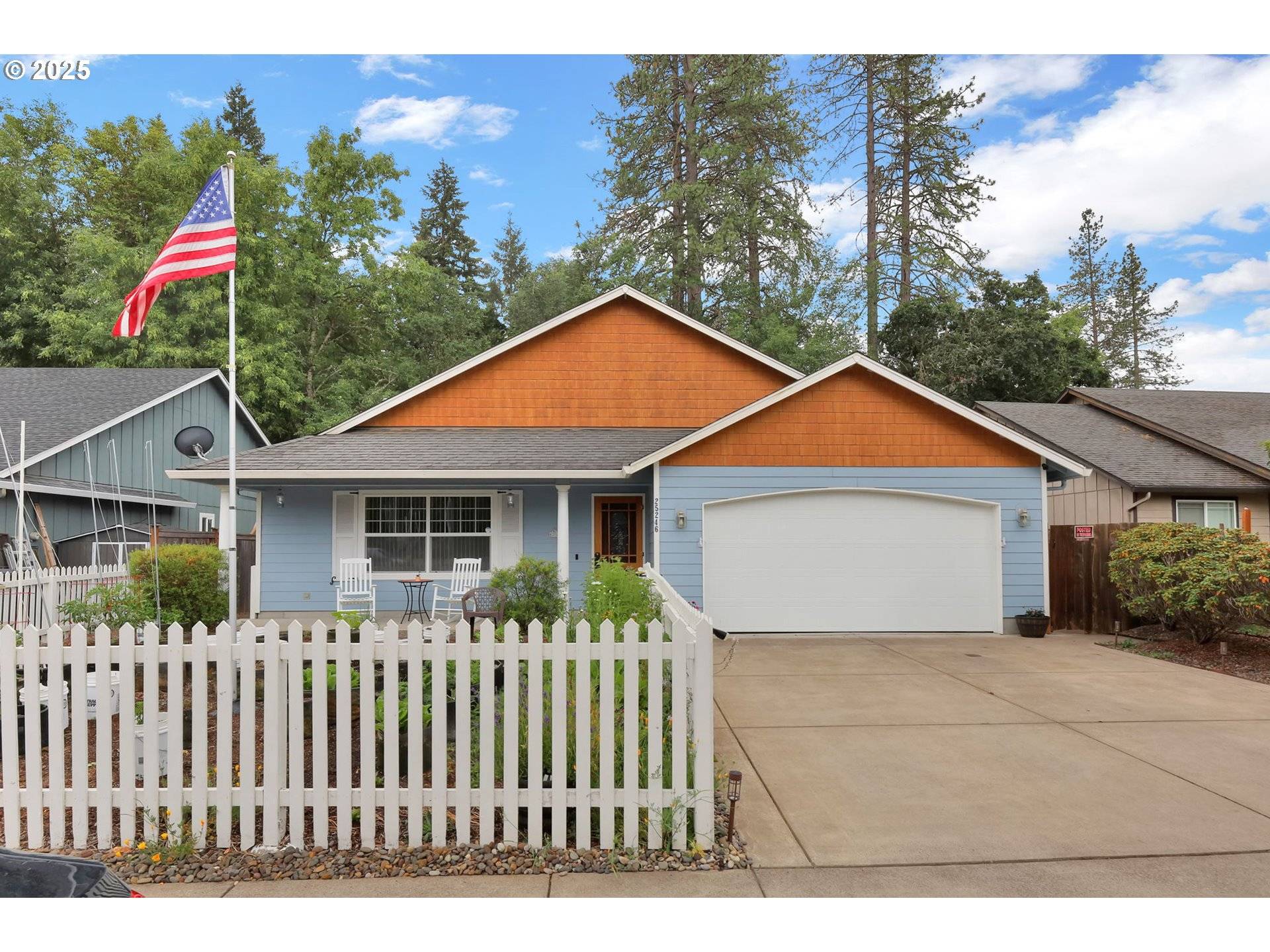Veneta, OR 97487,25246 CORKY LN