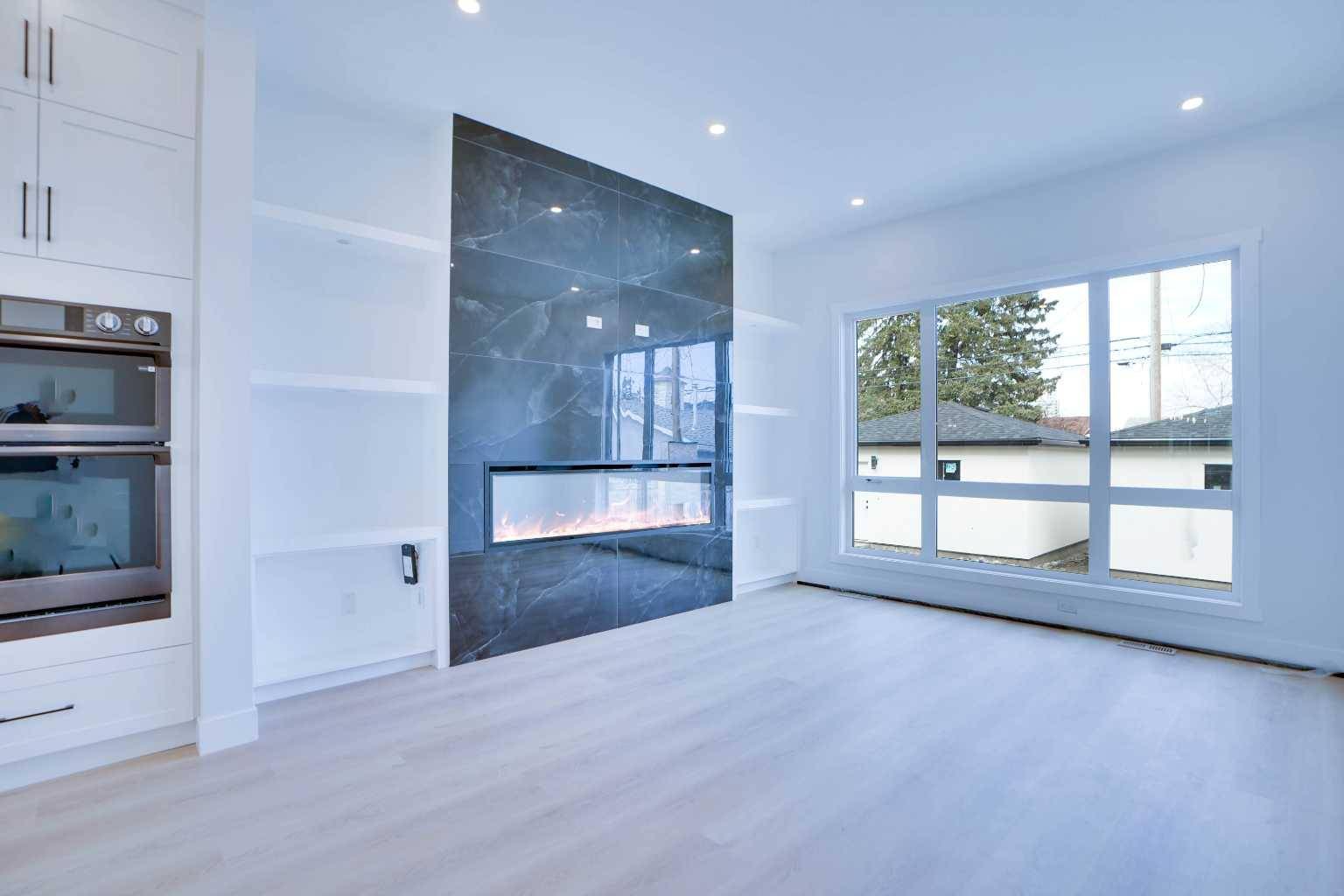 Calgary, AB T3C 1X6,1420 41 ST SW