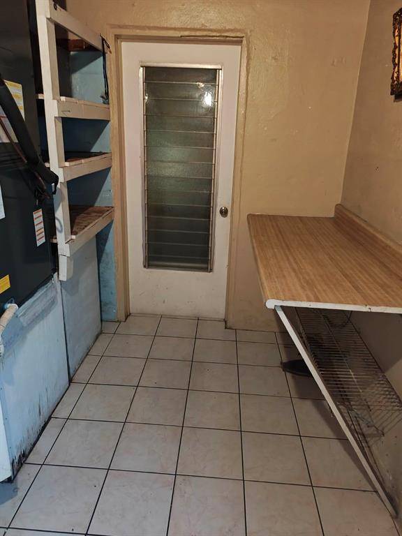 North Miami, FL 33161,[StreetName,UnitNumber,StreetNumber,StreetDirPrefix]