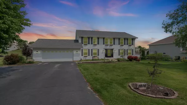 3894 E Whippoorwill Lane, Byron, IL 61010