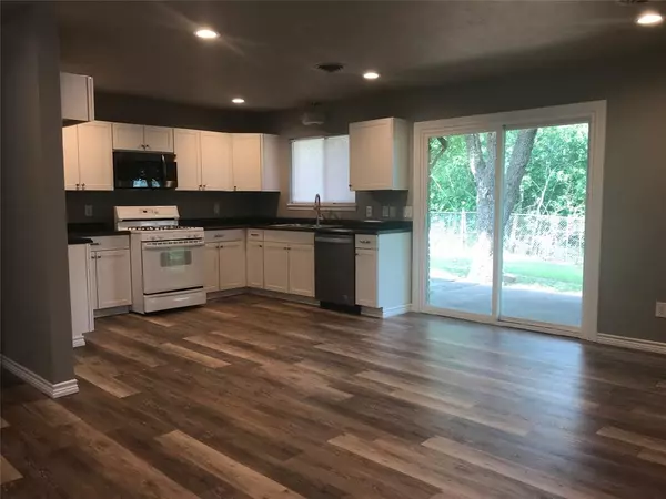 Weatherford, TX 76086,105 Oak Ridge Terrace
