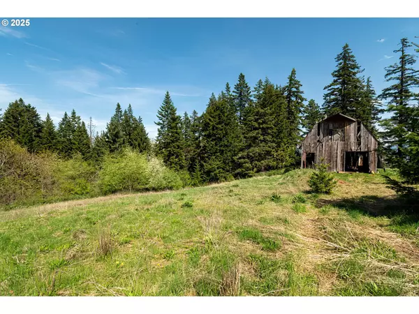 5195 YORK HILL DR, Hood River, OR 97031