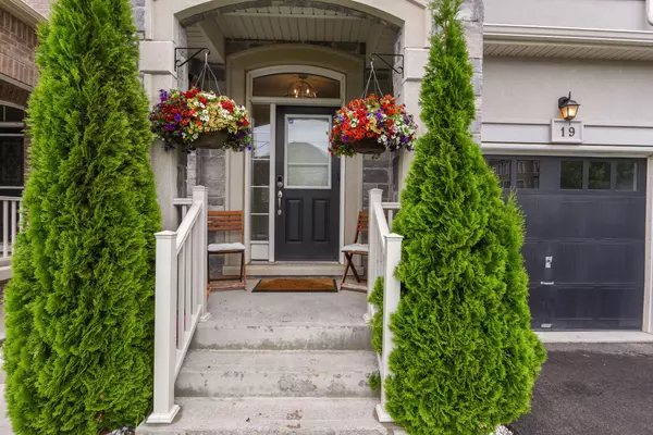 Brampton, ON L6Y 6C4,19 Gruenwald Gate