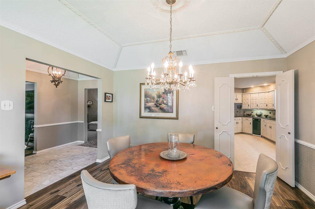 Arlington, TX 76012,2314 Wakeforest Court