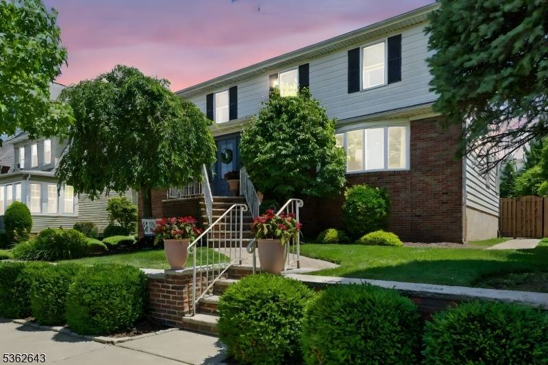 Wood-ridge Boro, NJ 07075,80 Rose St