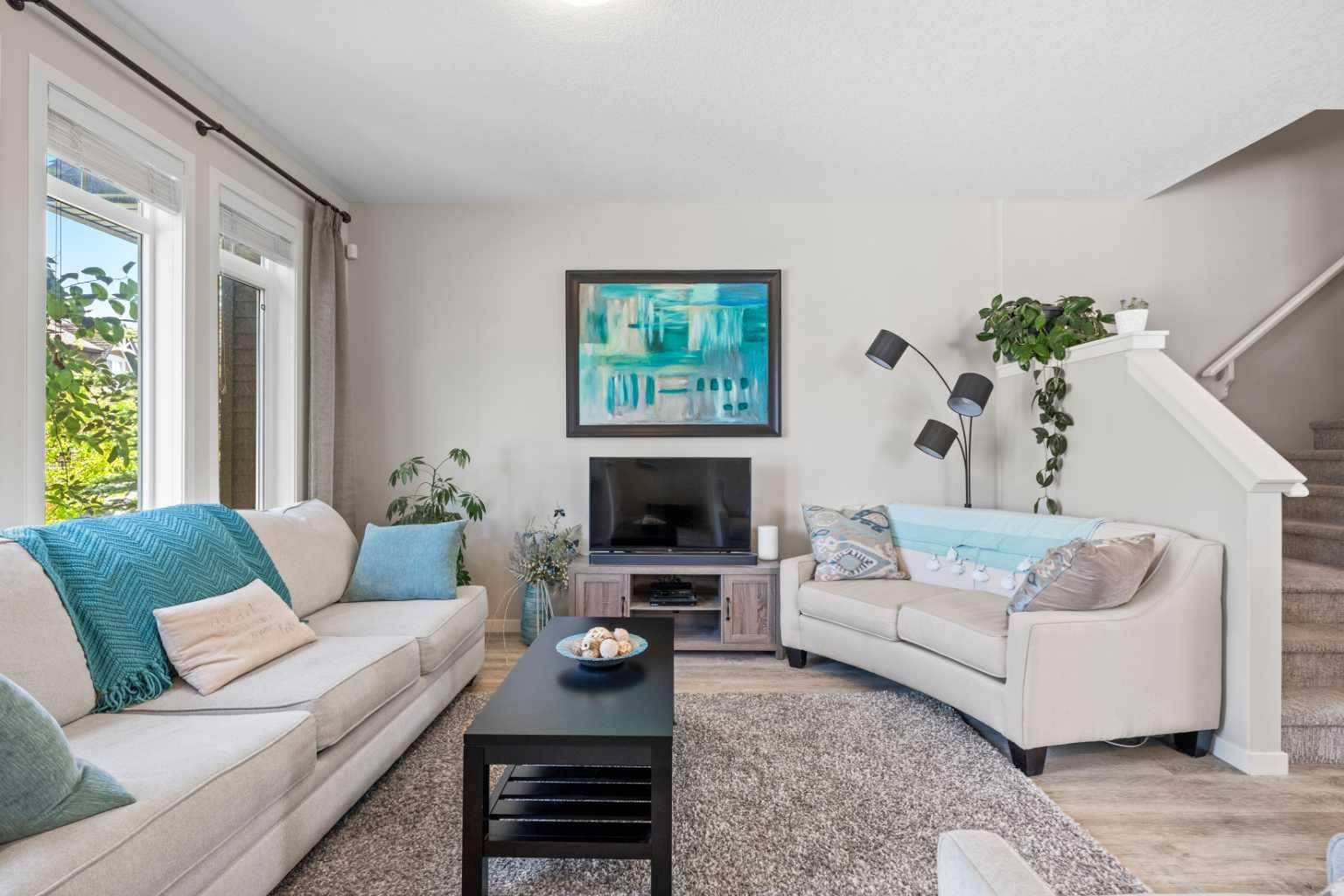 Okotoks, AB T1S 4S2,5 Willow CRES