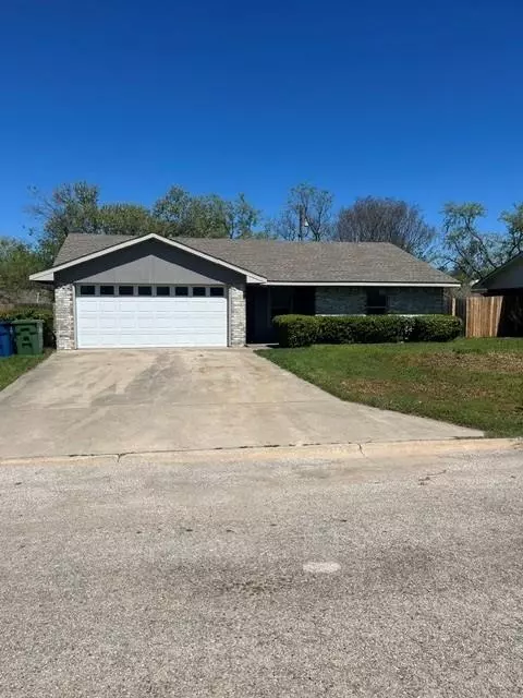 103 David Drive, Sanger, TX 76266