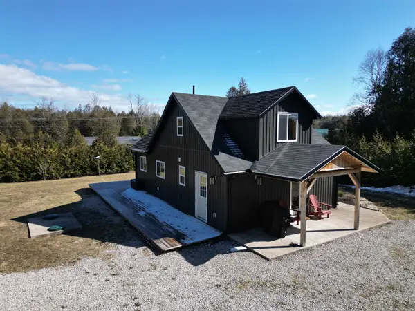 Northern Bruce Peninsula, ON N0H 2M0,597 Stokes Bay RD