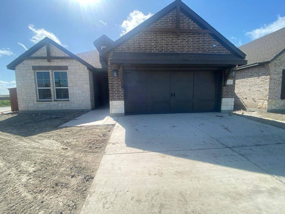 412 Tollett Drive, Aledo, TX 76008