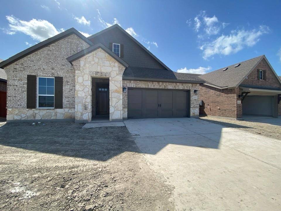 408 Tollett Drive, Aledo, TX 76008