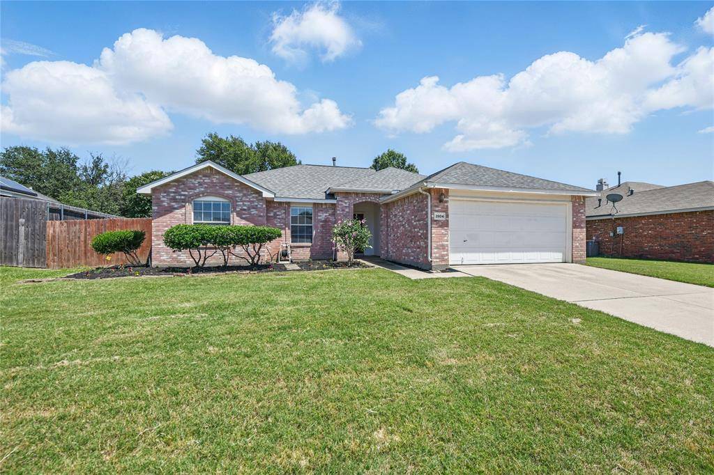2804 Hollis Drive,  Corinth,  TX 76210