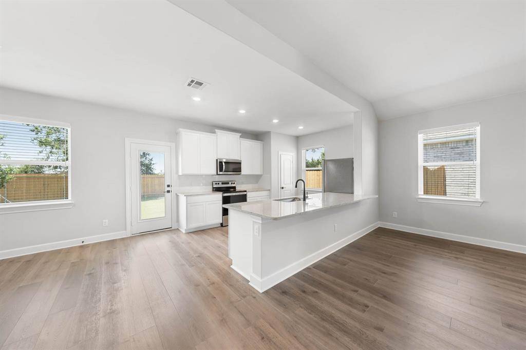 Hutchins, TX 75141,344 Live Oak Lane