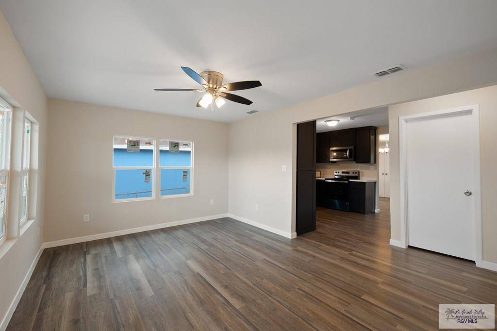 Mercedes, TX 78570,856 S VERMONT AVE.