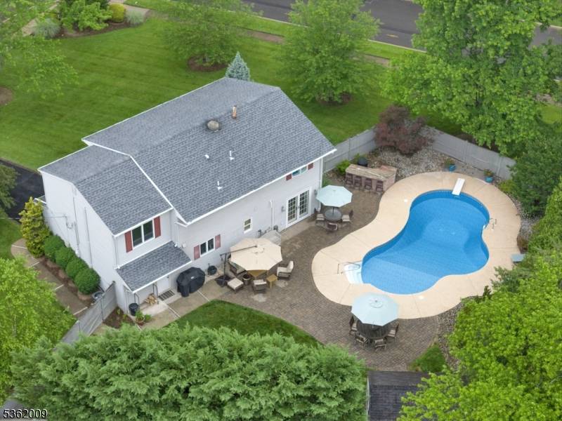 South Brunswick Twp., NJ 08824,16 Russet Rd